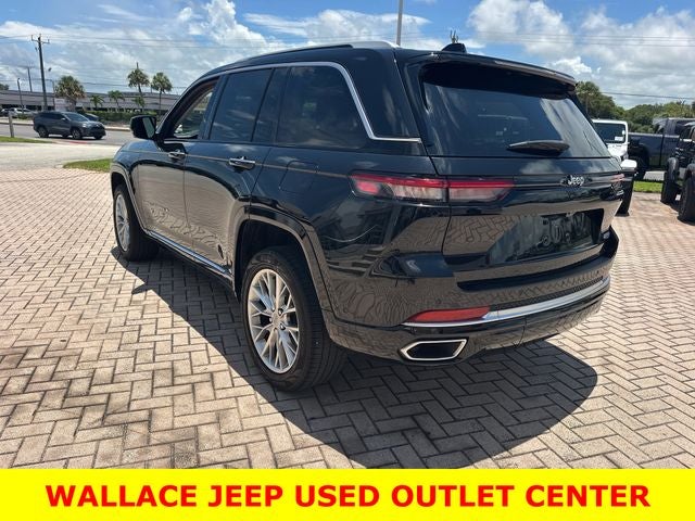 2022 Jeep Grand Cherokee Summit