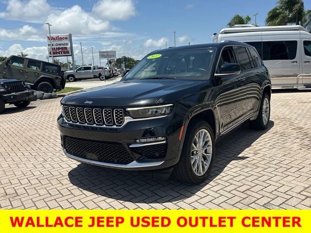 2022 Jeep Grand Cherokee Summit