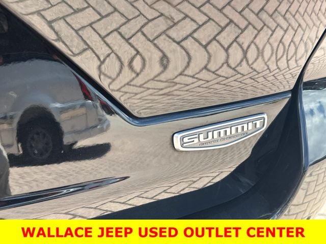 2022 Jeep Grand Cherokee Summit