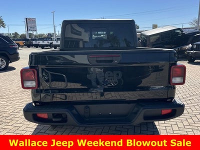 2022 Jeep Gladiator Sport