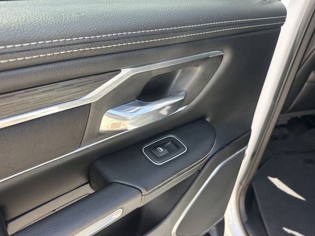 2023 RAM 1500 Laramie w/ Air Suspension