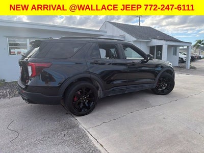 2022 Ford Explorer ST
