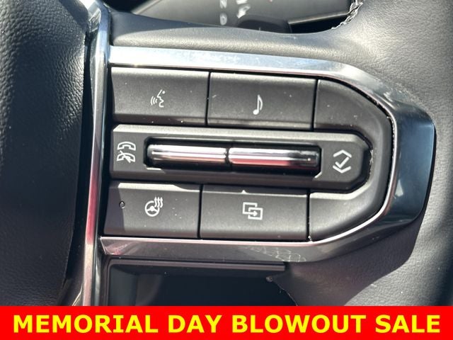 2024 GMC Acadia Elevation