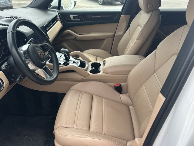 2022 Porsche Cayenne Base