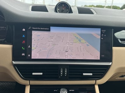 2022 Porsche Cayenne Base