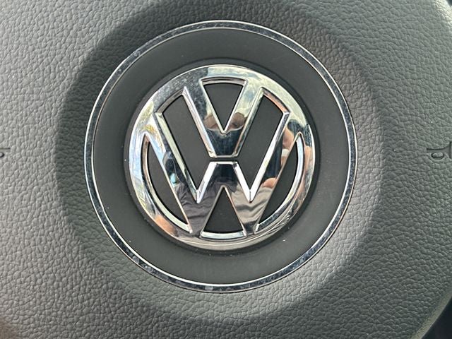 2016 Volkswagen Beetle 1.8T SEL