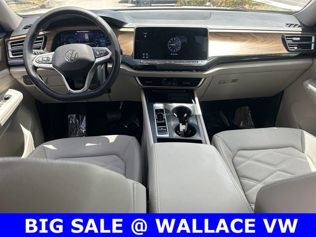 2025 Volkswagen Atlas 2.0T SE