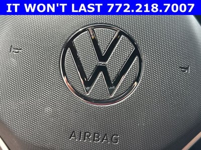 2023 Volkswagen Atlas Cross Sport 3.6L V6 SEL R-Line
