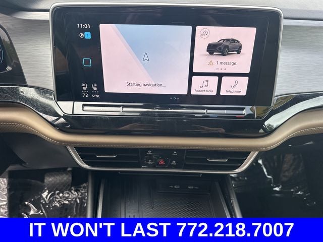2026 Volkswagen Atlas Cross Sport 2.0T SE w/Technology