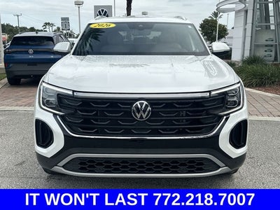 2026 Volkswagen Atlas Cross Sport 2.0T SE w/Technology