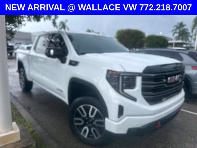 2025 GMC Sierra 1500 AT4