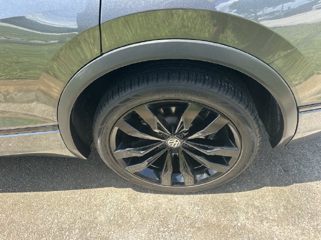 2020 Volkswagen Tiguan 2.0T SE R-Line Black