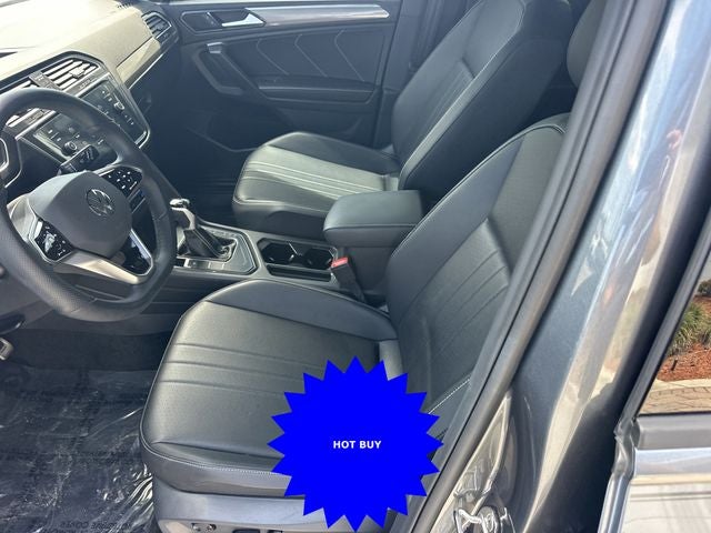 2024 Volkswagen Tiguan 2.0T SE R-Line Black