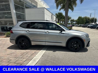 2023 Volkswagen Tiguan 2.0T SE R-Line Black