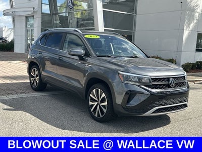 2023 Volkswagen Taos 1.5T SE