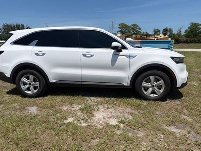 2023 Kia Sorento LX