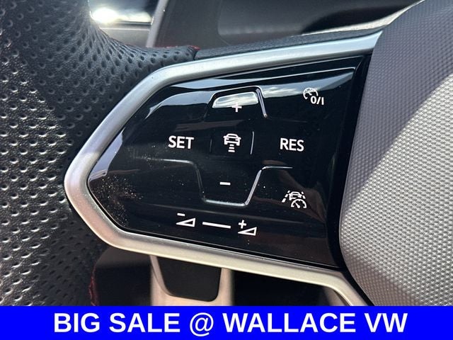 2024 Volkswagen Golf GTI 2.0T SE