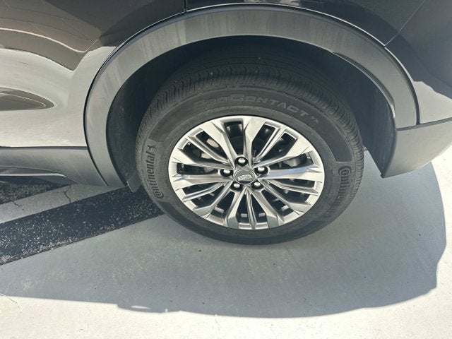 2025 Cadillac XT4 FWD Premium Luxury