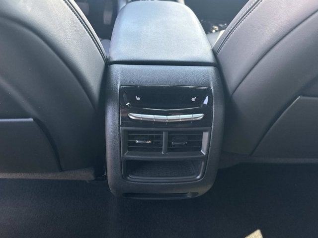2022 Cadillac XT5 FWD Premium Luxury