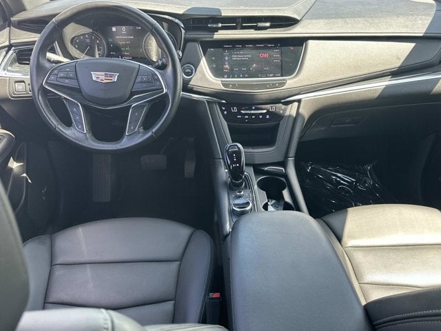 2022 Cadillac XT5 FWD Premium Luxury
