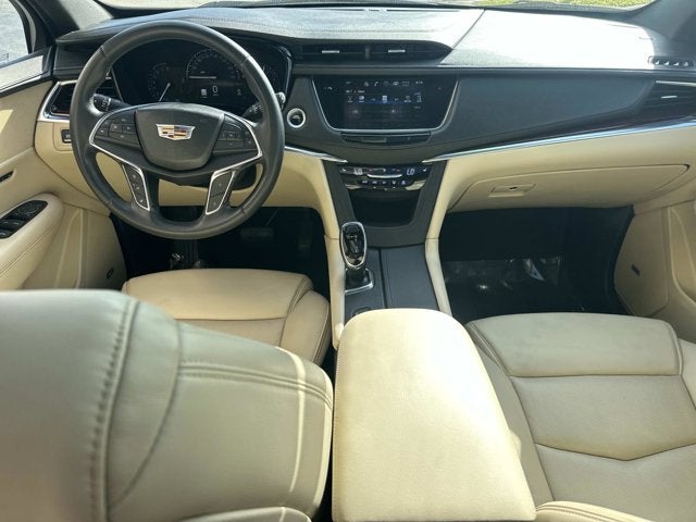 2018 Cadillac XT5 Luxury FWD