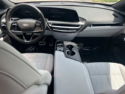 2025 Cadillac LYRIQ Sport