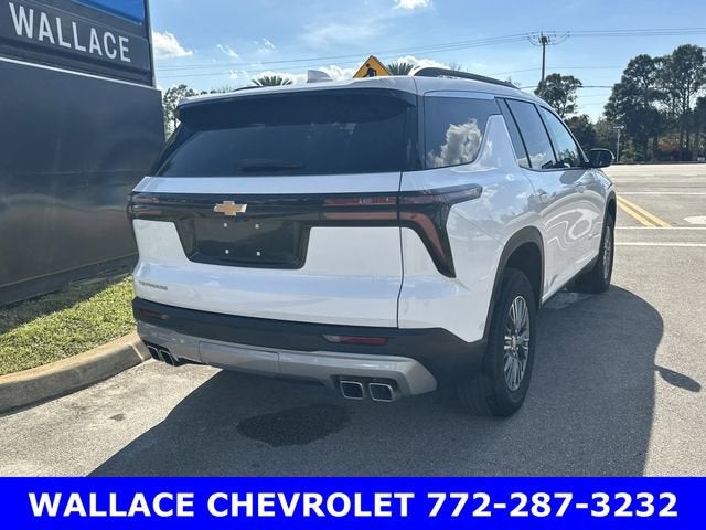2025 Chevrolet Traverse LT