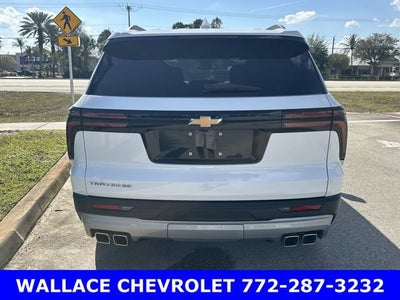 2025 Chevrolet Traverse LT