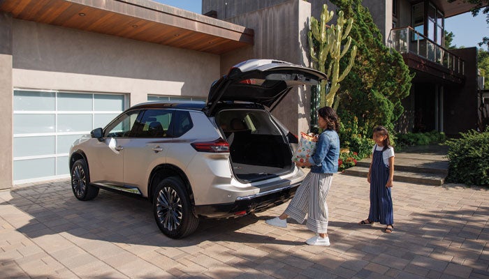 Wallace Nissan in Stuart FL